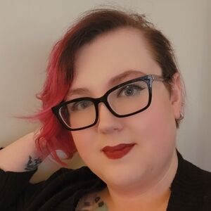 Meet your Posher, Leah